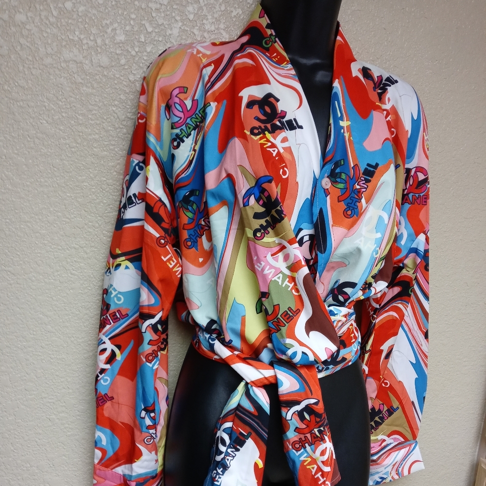 NWOT Women's  Designer Blouse  Size M
